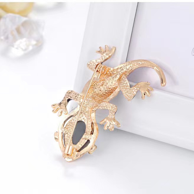 Diamond studded glass gecko br - Embroidery Fish ulasan dan harga