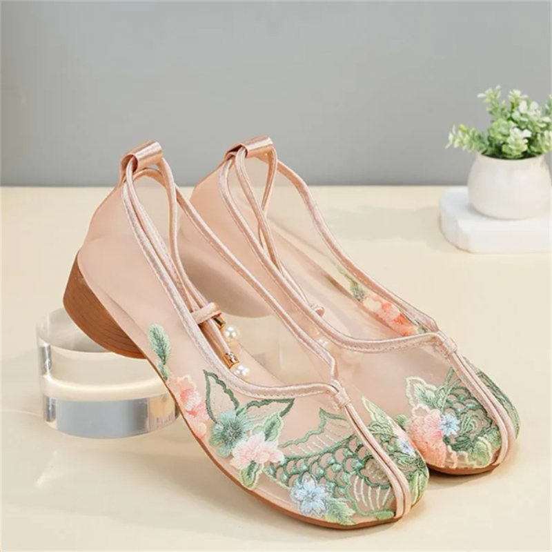 Popular Sandals Mesh Shoes Emb - Embroidery Lace ulasan dan harga