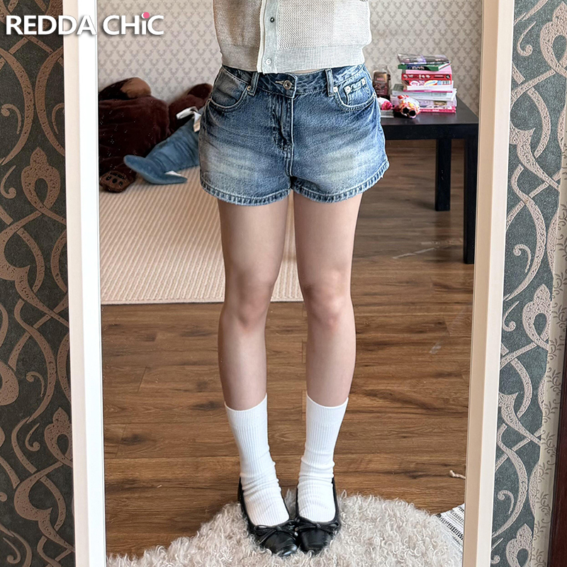 ReddaChic Summer Women Distres - Embroidery Jeans ulasan dan harga