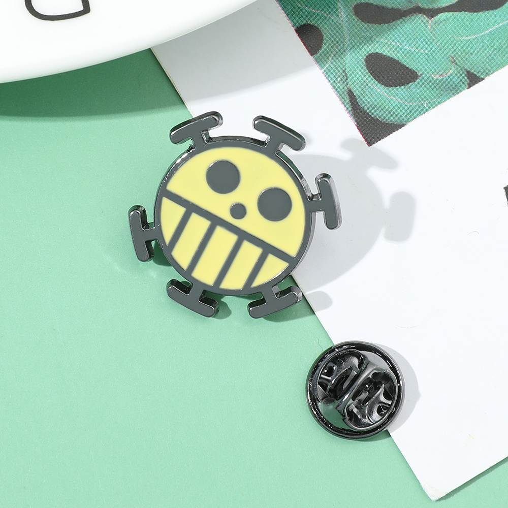 One Piece Brooch Anime Cartoon - Embroidery Illustration ulasan dan harga